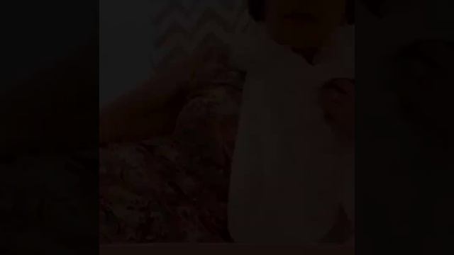 красные рваные чулки