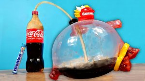 Бедного Гуджитсу так раздуло, что слетели трусы!