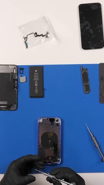 iPhone 16 своими руками за 12 000 рублей смотреть онлайн