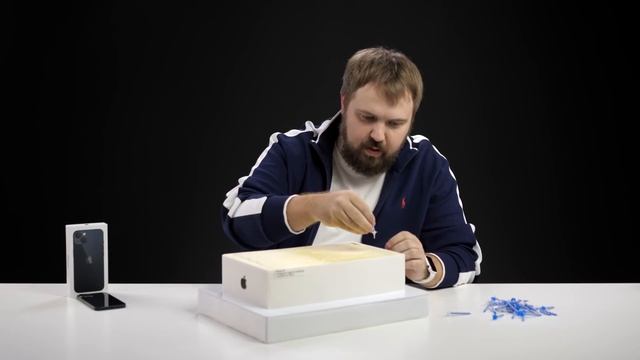 Распаковка iPhone 13 и 13 mini всех цветов… смотреть онлайн