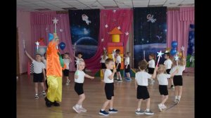 Музыкально-спортивный досуг НЕЗНАЙКА ЛЕТИТ НА ЛУНУ в группе КАПЕЛЬКА