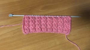 Объёмные дорожки с разделительными изнаночными петлями. Вяжем спицами