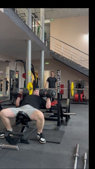 Тренировка груди