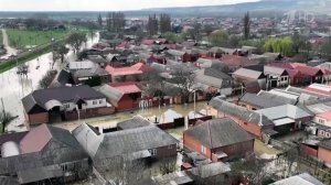 Люди из разных российских регионов решили помочь пострадавшим от паводка в Дагестане.