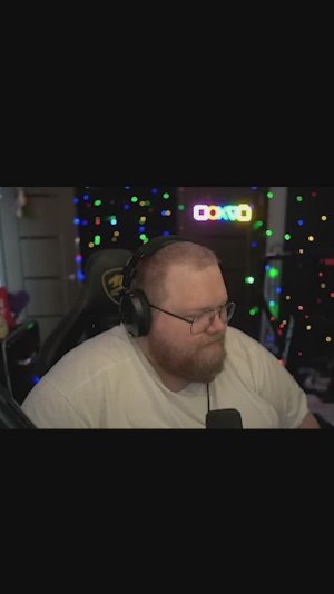 ДРЕЙК КОЛЕТСЯ twitch.tv/t2x2 #t2x2 #t2x2twitch  #t2x2тоха #антонтатыржа #т2х2 #T2x2