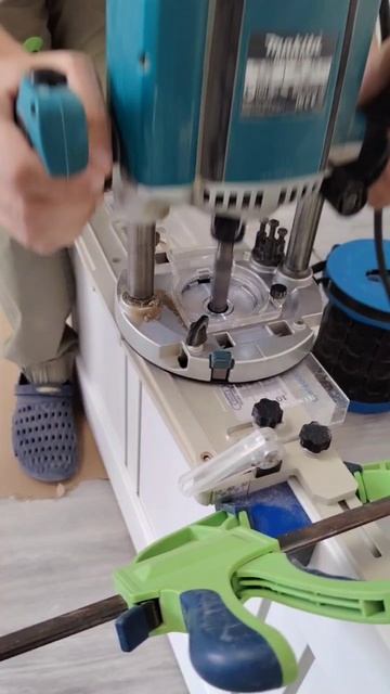 Врезка замка за Полторы Минуты