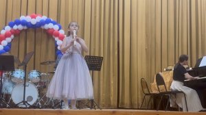 Чайковский. «Старинная французская песенка». Исполняет Алеся Щербакова