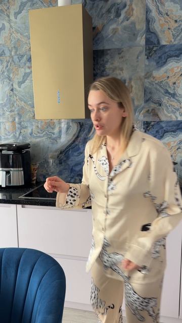 Я НАУЧИЛАСЬ ПЕЧЬ БЛИНЫ 😳