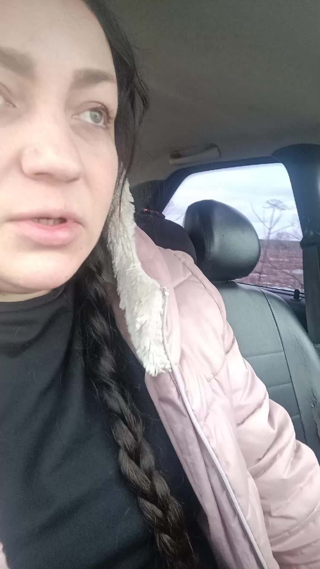 Ездили писать заявление на ремонт дороги в деревне