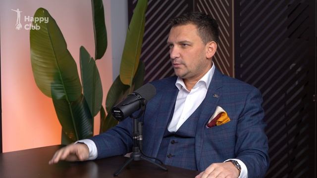 HappyClub.talks Илья Зафранский: как строить карьеру, чтобы не остаться за бортом