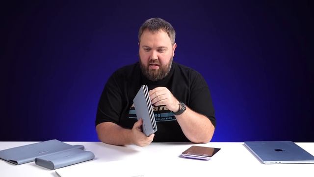 Первый в мире складной ноутбук Huawei за 400.000 рублей