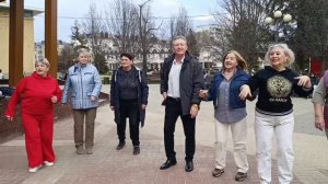 4 апреля. Там за рекой...