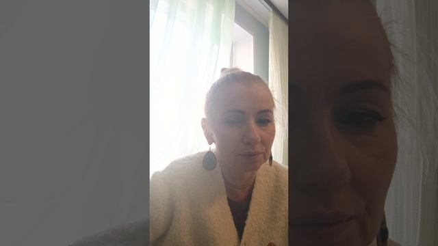 ссылка на онлайн курс в тексте под видео аппаратно увлажняющий маникюр с кусачками