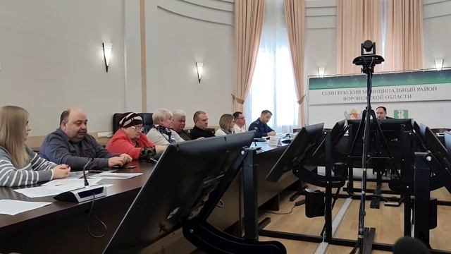 Обсуждение жителями с.Семилуки нового водопровода с главой администрации района М.А. Зацепиным, Ч. 2