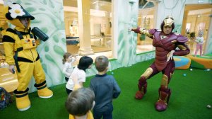 Самый зажигательный аниматор - железный человек в деле - видеосъёмка детских праздников