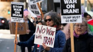 Антивоенные протесты охватили крупнейшие города в США