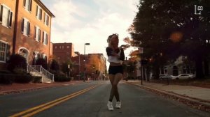 Танец Sash Adelante Shuffle.