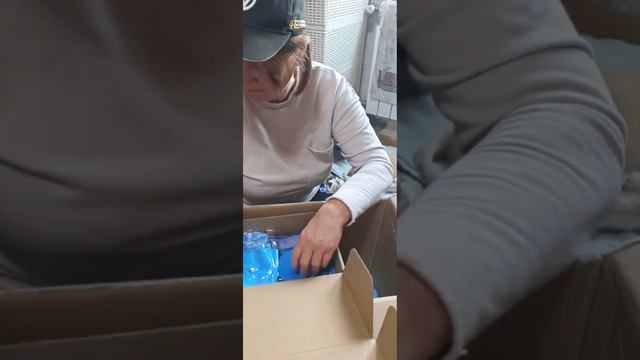 Распаковка посылок из США и Болгарии