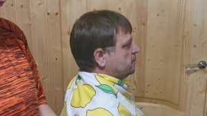 распаковка и первый тест машинки для стрижки волос PHILIPS HC5612-15  5000 SERIES