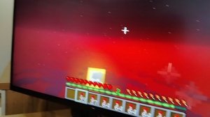 Лечу на элитрах в майнкрафте