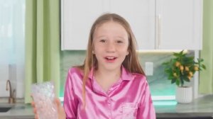 Настя с подругой учатся вести здоровый образ жизни