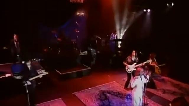 Belinda Carlisle - Summer Rain (Runaway Horses Tour '90) смотреть онлайн