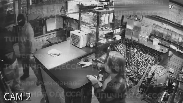 ТЦК забрали покупателя из магазина и заодно отработали кассу