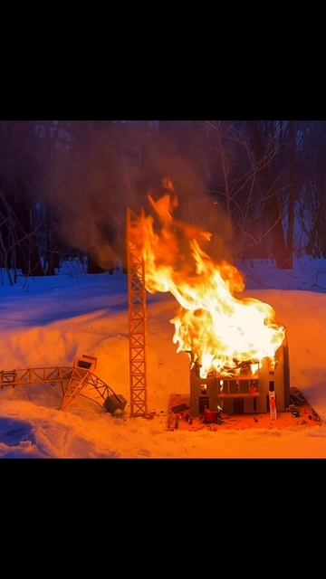 Падение Крана!