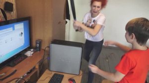 МАТЬ РАЗБИЛА БИТОЙ КОМПЬЮТЕР С МОНИТОРОМ СЫНУ В РЕАЛЬНОЙ ЖИЗНИ ИЗ-ЗА МАЙНКРАФТ!