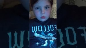 девчонок нет