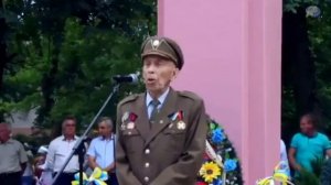 А хохол по п........л как дог пернул пару раз и сдох