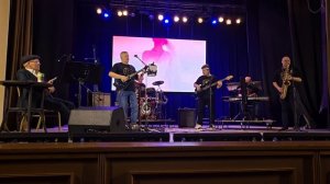 Вот как бывает, ВИА Генеральный секретарь