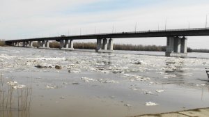 Ледоход на ОБИ.