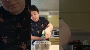 Огородные дела не радуют 😡 Посеяла ещё 🌺Может что-то да вырастет 😊