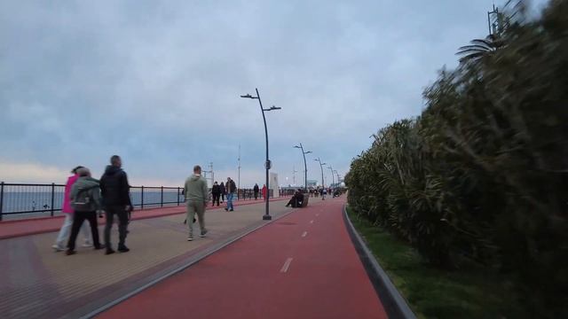 Сириус.Набережная.Апрель