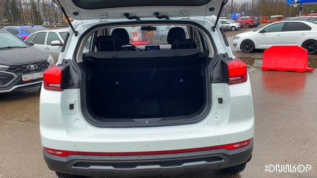 Автомобиль BAIC X35 в автосалоне Юникор