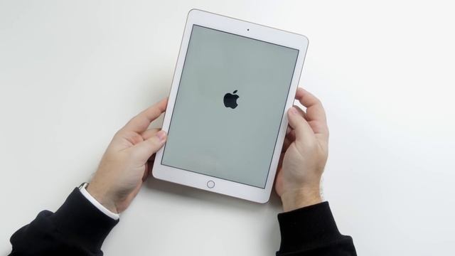 Распаковка iPad 6G 2018 за 25.000 руб. смотреть онлайн
