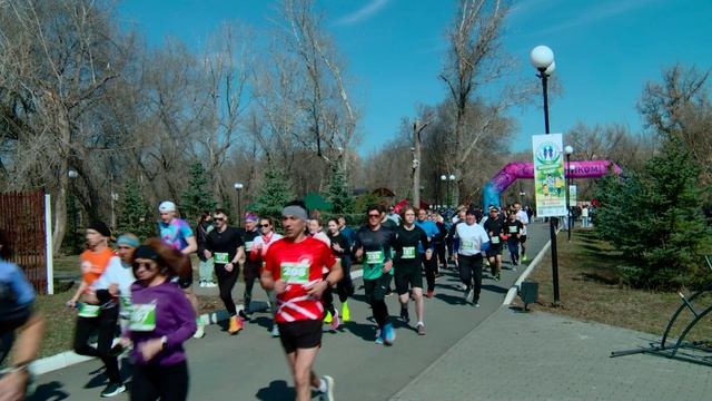 Металлурги приняли участие в первом весеннем легкоатлетическом забеге