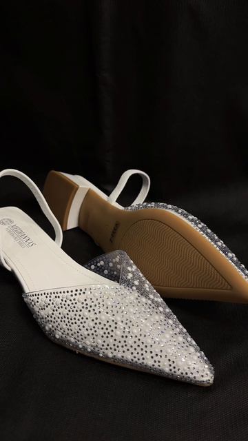 👠 Свадебные туфли — это просто твоя уверенность.