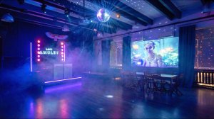 Лофт Амулет с клубным звуком и светом для вечеринки