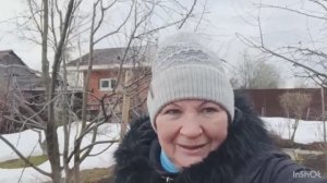 Заготавливаем яблоневую щепу для копчения.