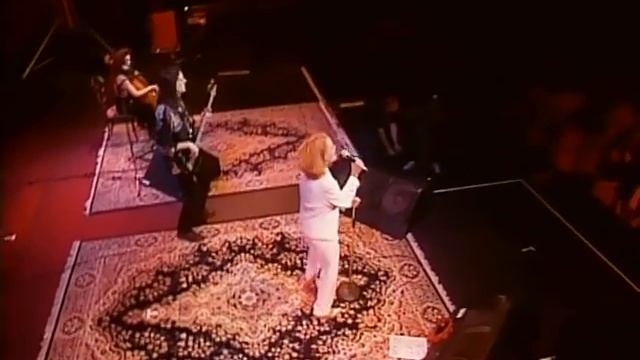 Belinda Carlisle - Runaway Horses (Runaway Horses Tour '90) смотреть онлайн