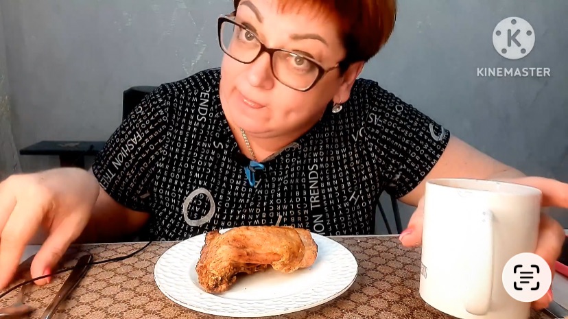 Мукбанг/Все откушаю  одна/курица и томатный сок