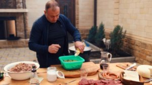 85 "КОТЛЕТЫ" и МЯСО в КАЗАНЕ в ГОСТЯХ у АЛАНА