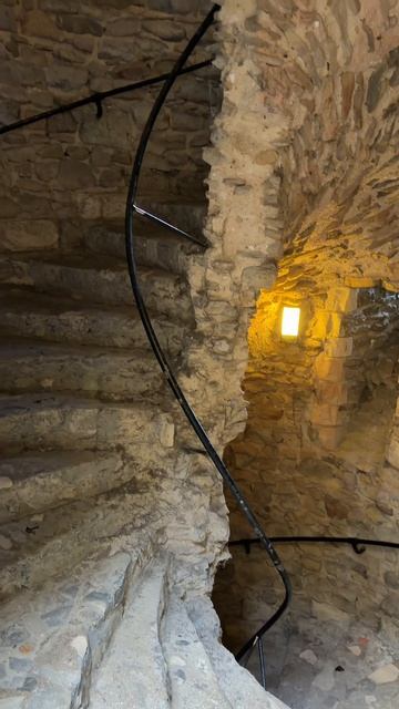 Один из самых суровых замков Англии #замкианглии#путешествиепоанглии#туризм#историческийфакт#замок