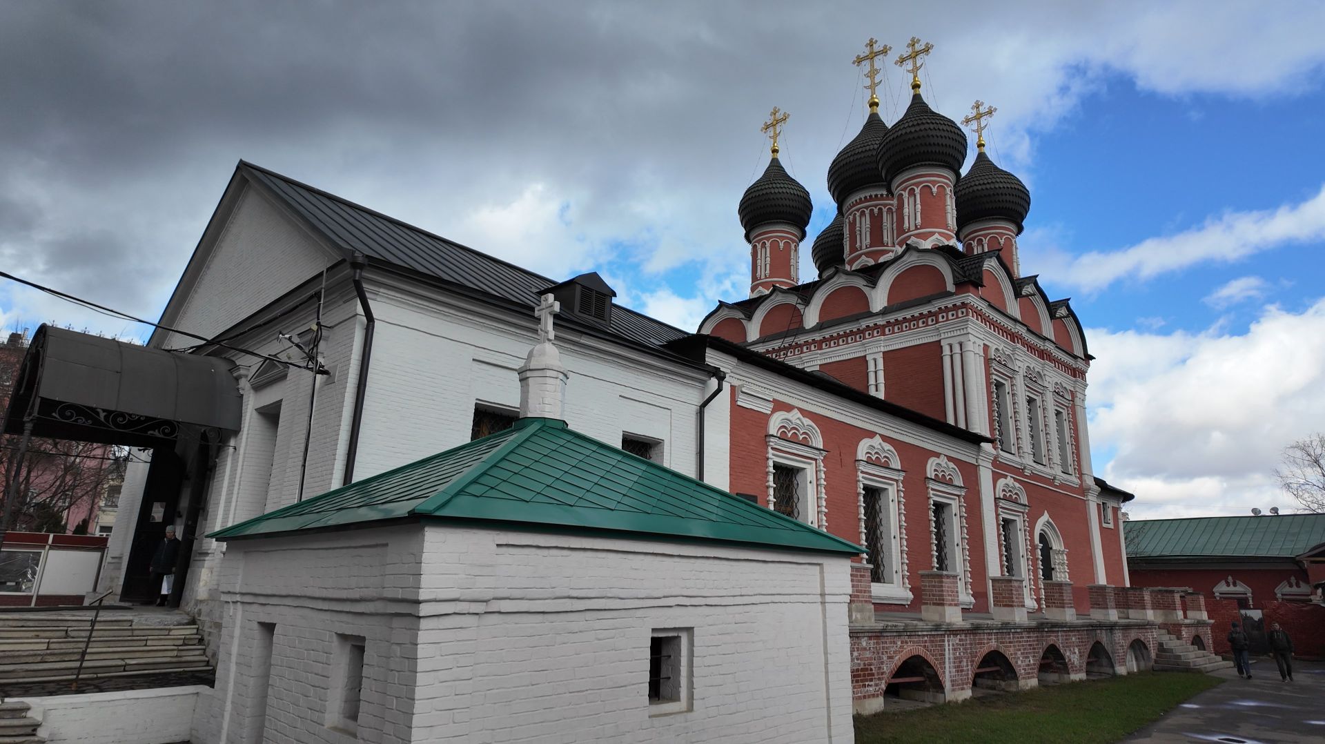 Высокопетровский мужской монастырь
