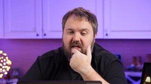 Wylsa Pro: гибкий iPad, кино на iPhone 15, РКН vs. YouTube (3 раунд)...