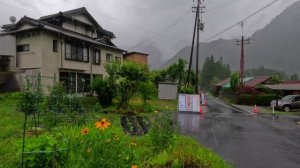 Проливной дождь (тайфун 🌀 в Японии) Раннее утро в Нагано. Прогулка по японской деревне 4K