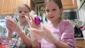 красим яйца паталью к пасхе.mp4