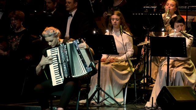 «Song for Joss»: Анастасия Мухаметчина (аккордеон) и Тюменский духовой оркестр (live)